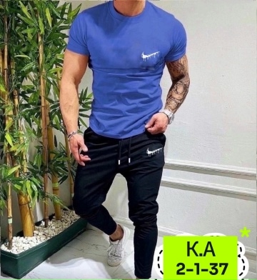 Спортивный костюм 23109650