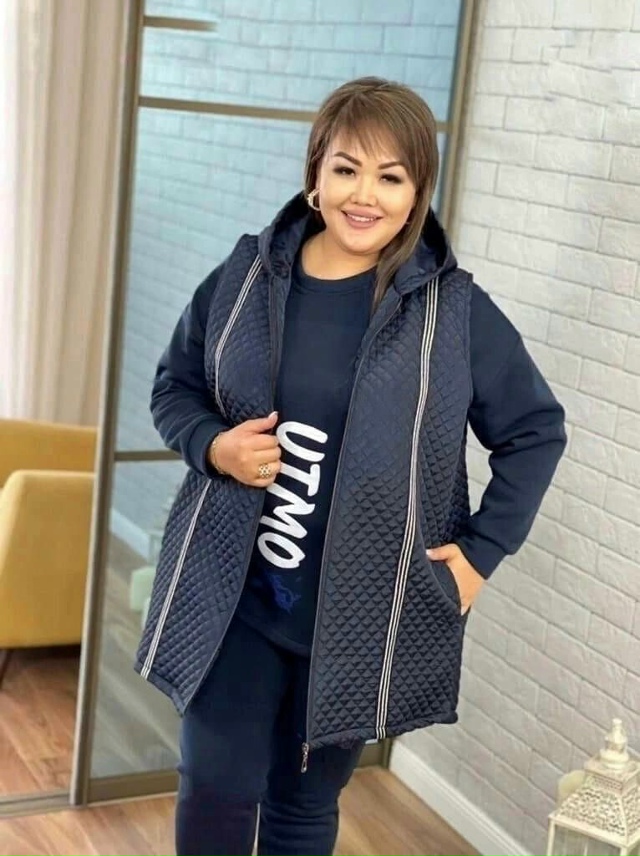 Спортивный костюм 23109688