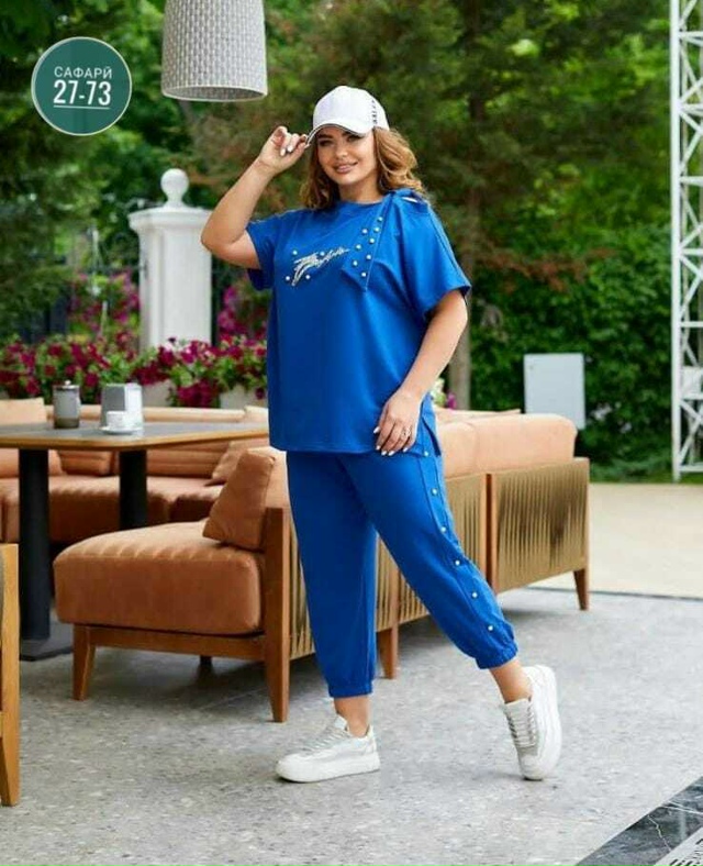 Спортивный костюм 23113796