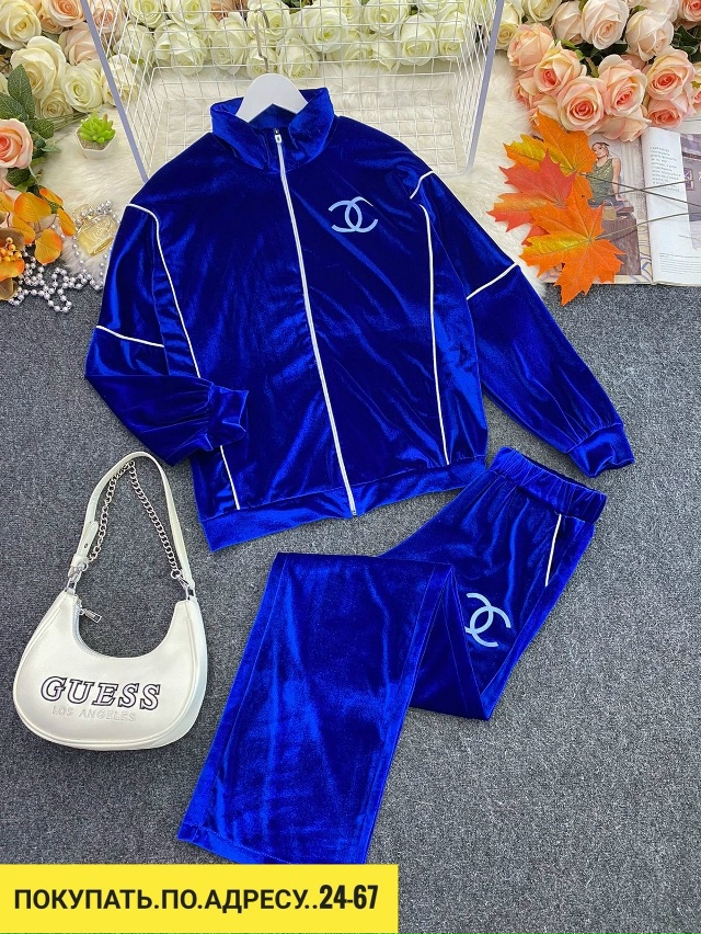 Спортивный костюм 23114366