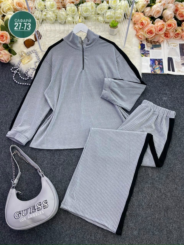 Спортивный костюм 23115709