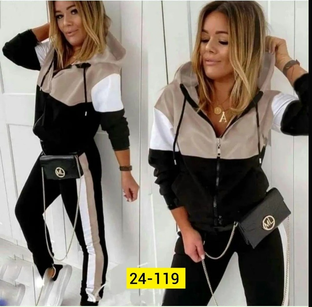 Спортивный костюм 23115672