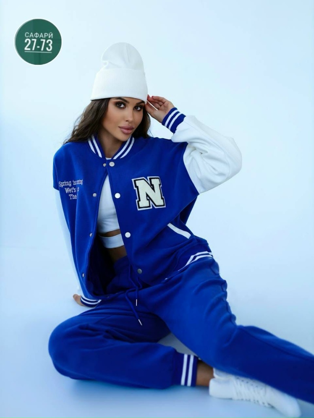Спортивный костюм 23115503