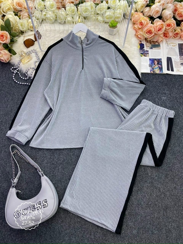 Спортивный костюм 23115983