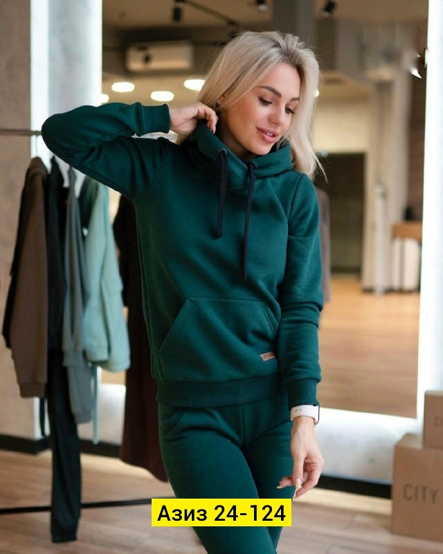 Спортивный костюм 23117910