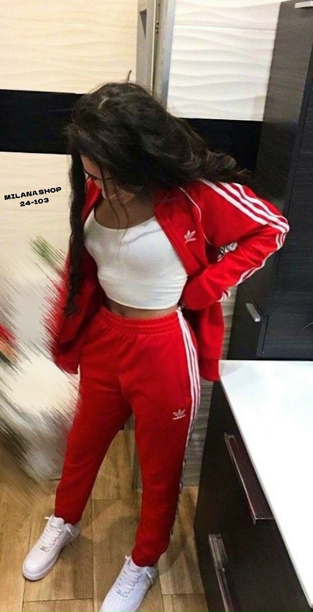 Спортивный костюм 23117672