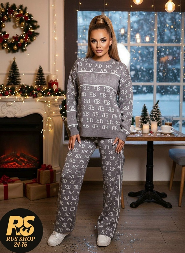 Спортивный костюм 23118569