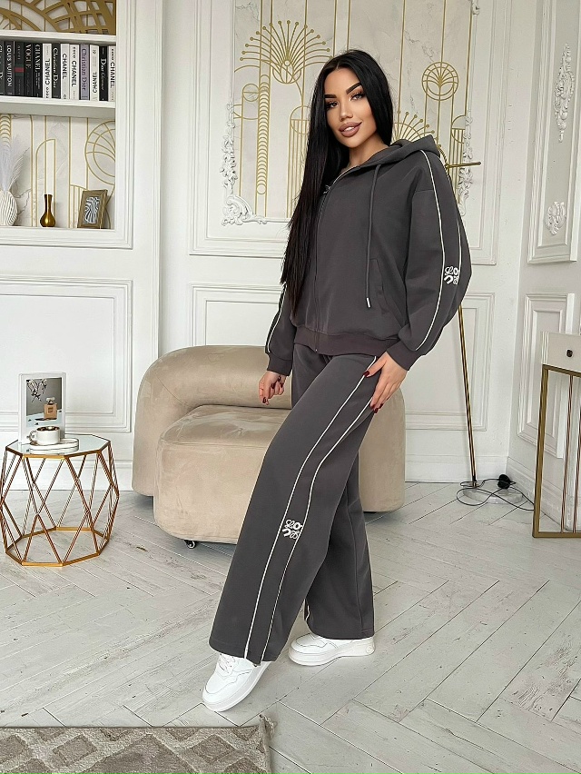 Спортивный костюм 23118784