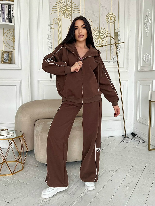 Спортивный костюм 23118782