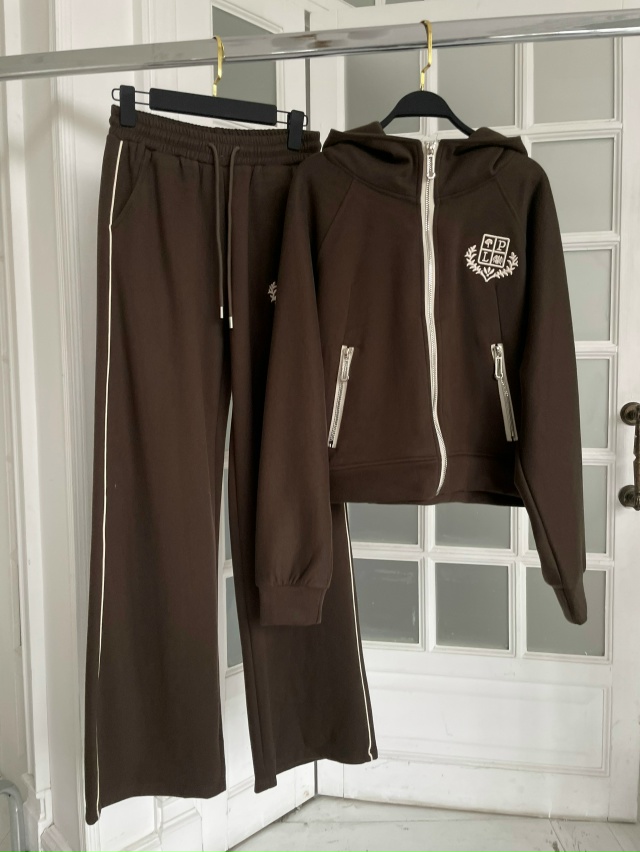 Спортивный костюм 23118850