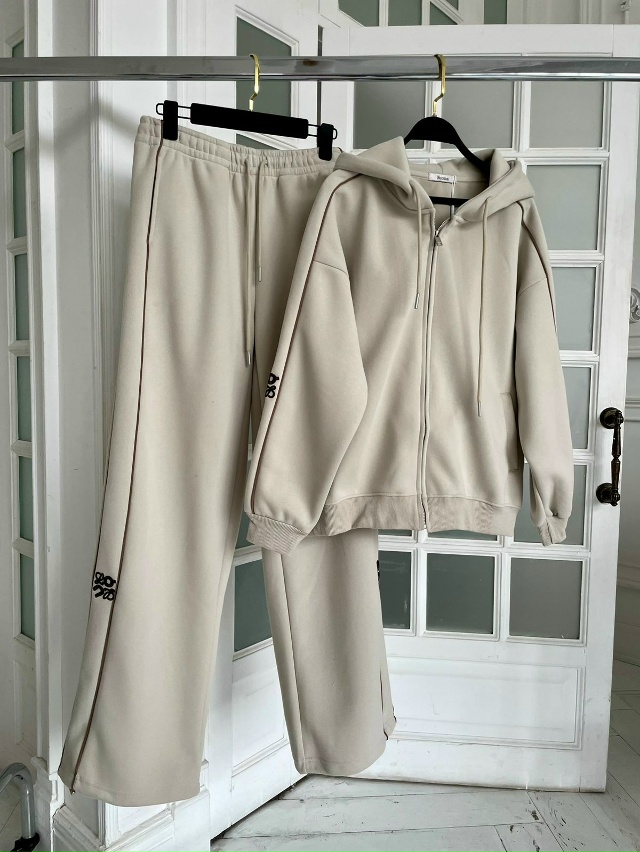 Спортивный костюм 23118783