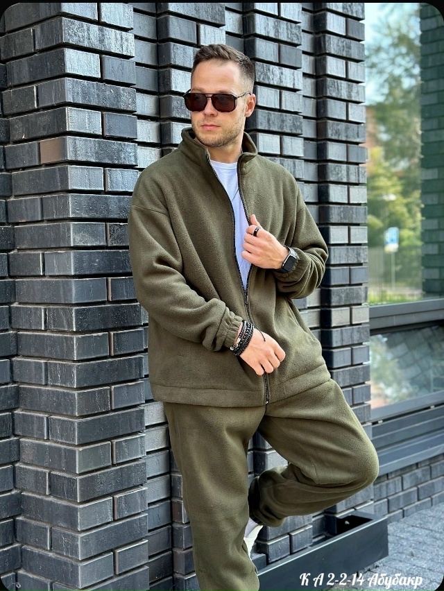 Спортивный костюм 23118651