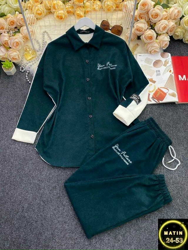 Спортивный костюм 23120365