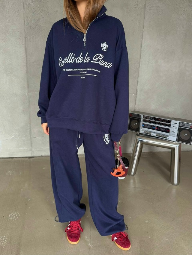 Спортивный костюм 23120957