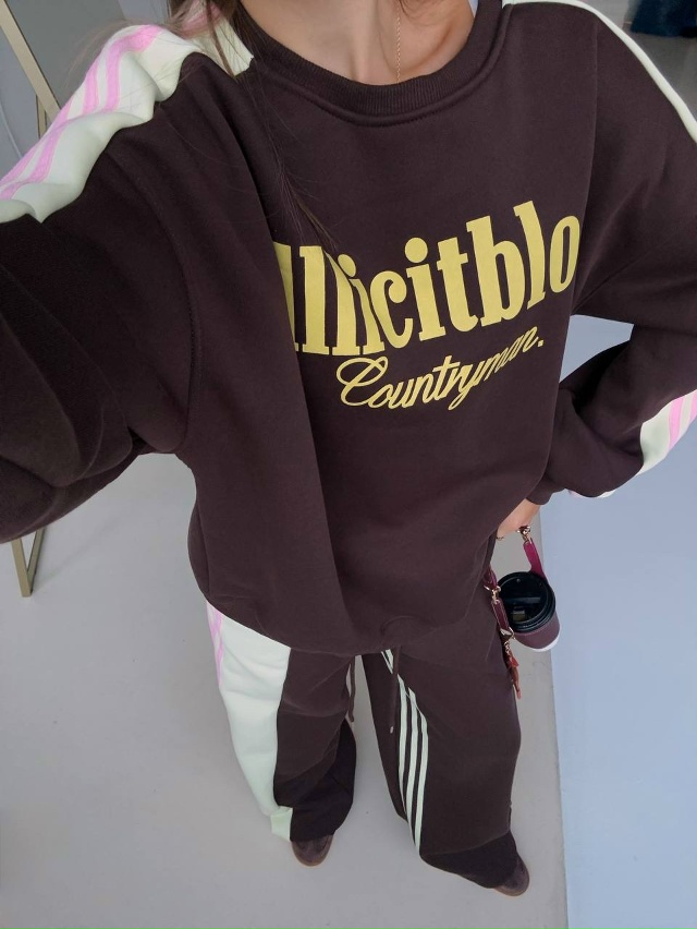 Спортивный костюм 23122862