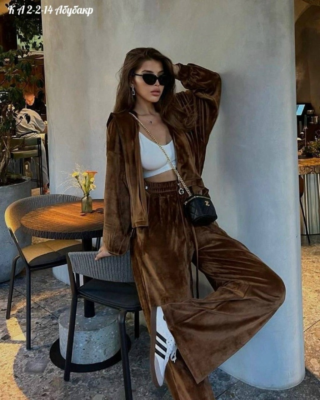 Спортивный костюм 23126846