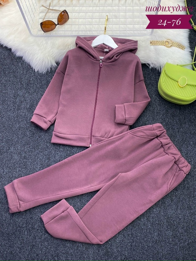 Спортивный костюм 23127974