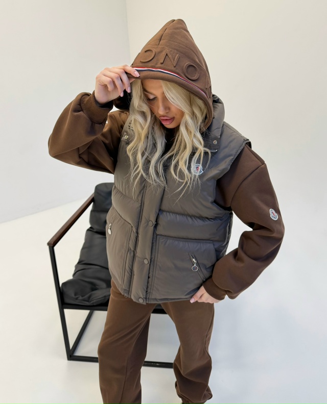 Спортивный костюм 23130255