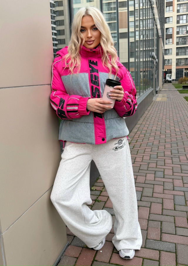 Спортивный костюм 23131594