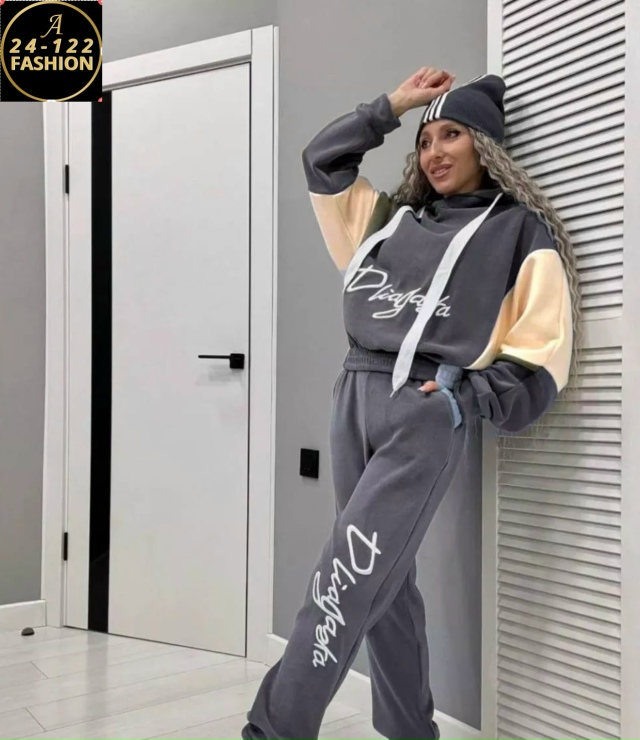 Спортивный костюм 23132386