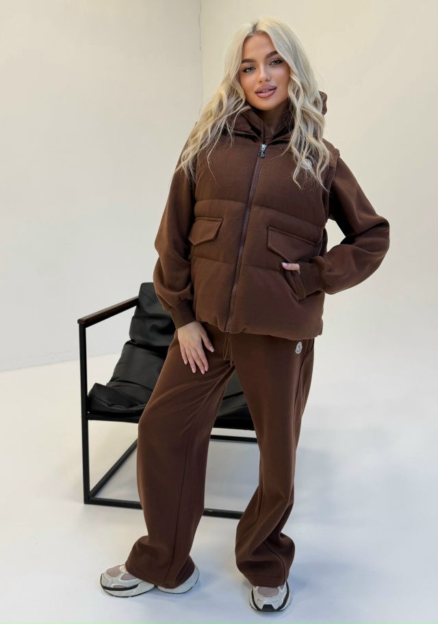 Спортивный костюм 23131325