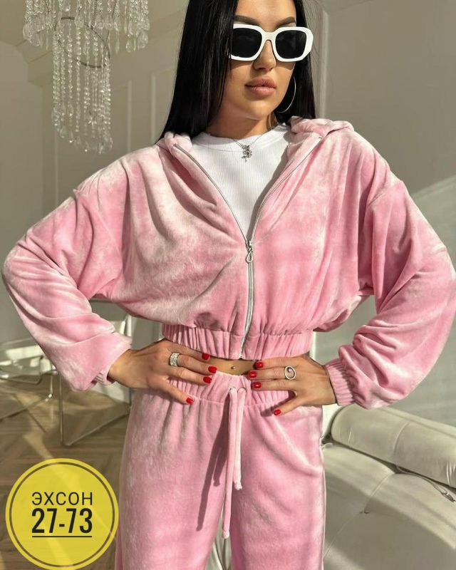 Спортивный костюм 23131623