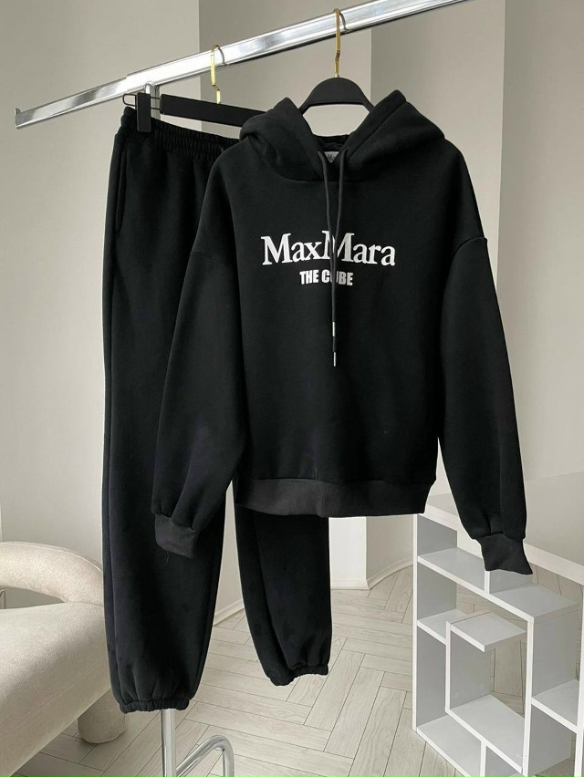 Спортивный костюм 23132910