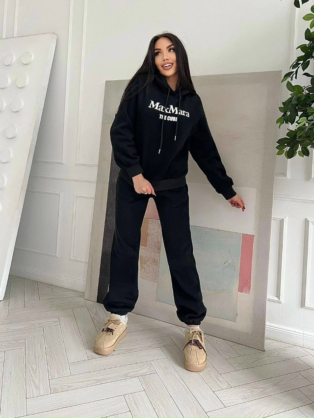 Спортивный костюм 23132910