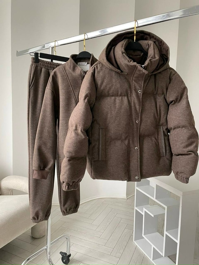 Спортивный костюм 23132908