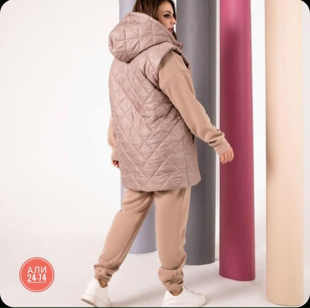 Спортивный костюм 23134084