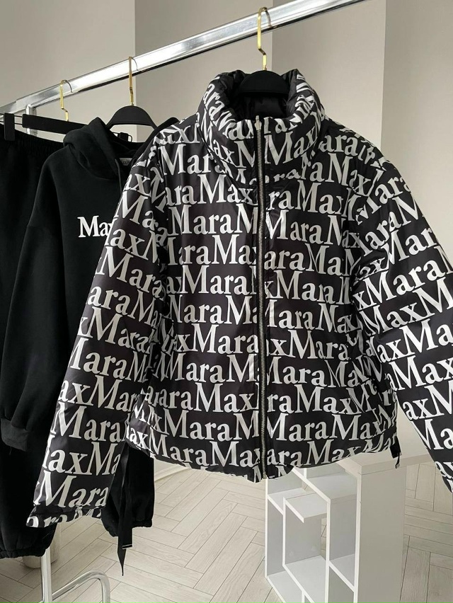 Спортивный костюм 23132910