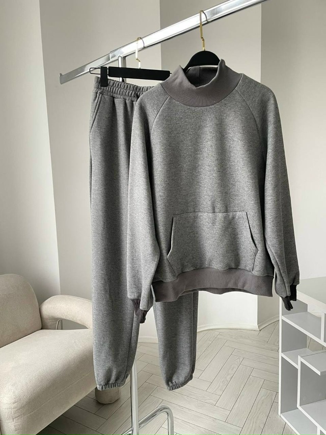 Спортивный костюм 23132995