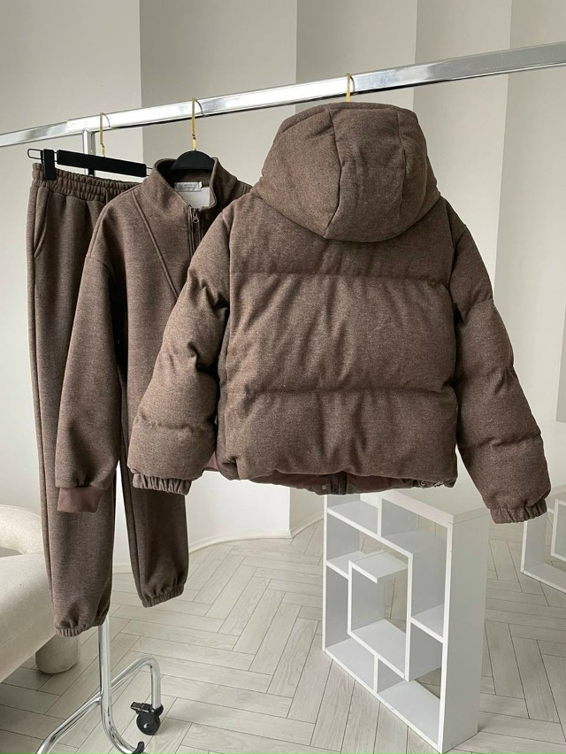 Спортивный костюм 23132908