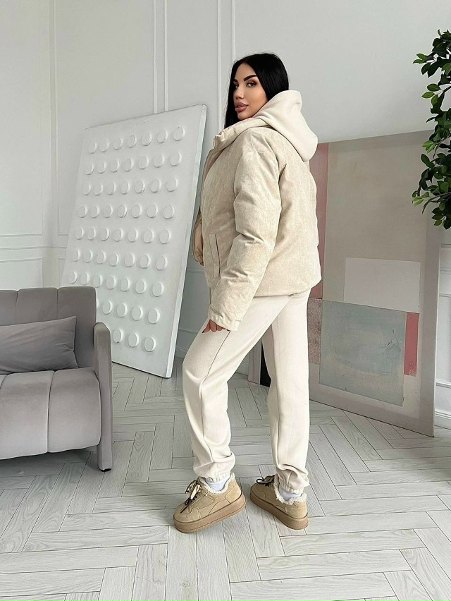 Спортивный костюм 23132914