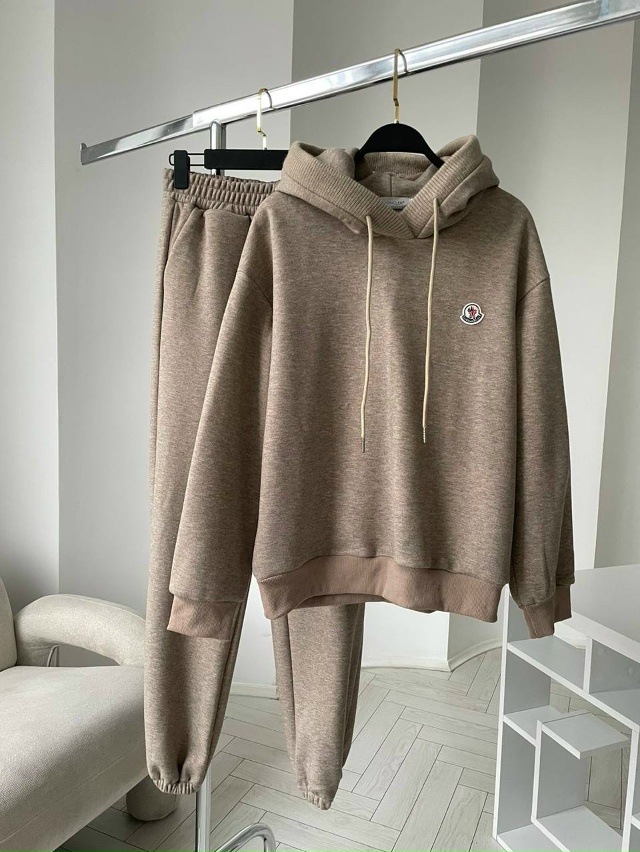 Спортивный костюм 23133064