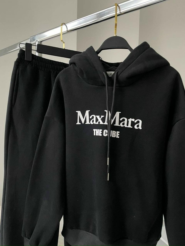 Спортивный костюм 23132910