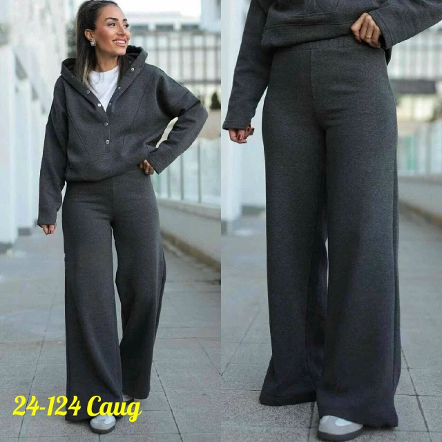 Спортивный костюм 23133139