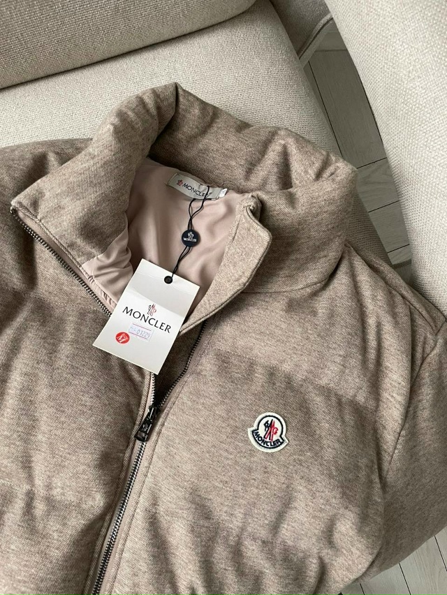 Спортивный костюм 23133064