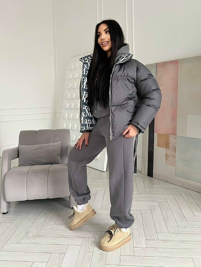 Спортивный костюм 23132911