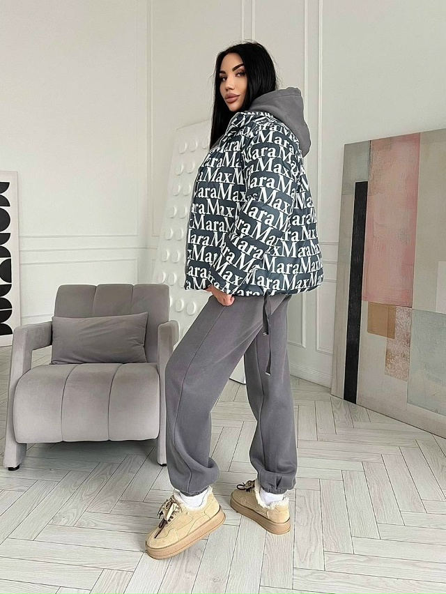 Спортивный костюм 23132911