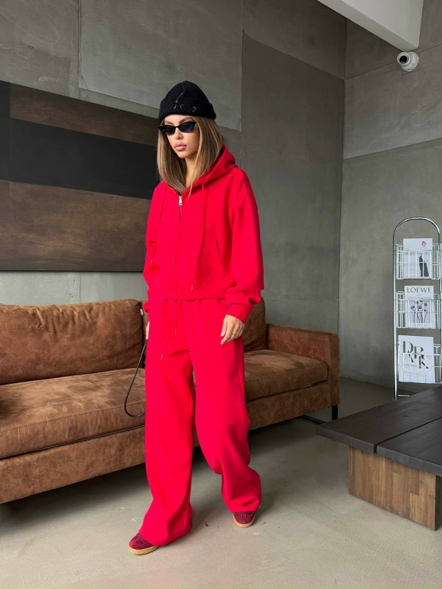 Спортивный костюм 23134820