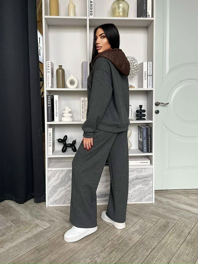 Спортивный костюм 23134678