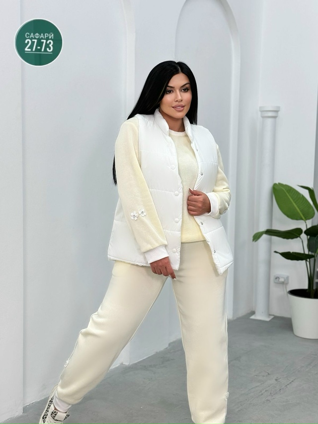 Спортивный костюм 23134640