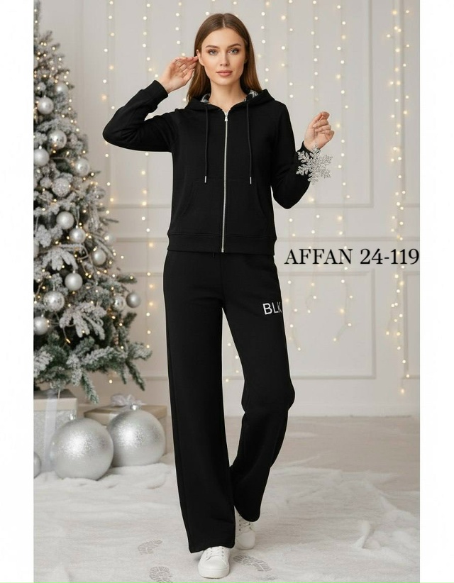 Спортивный костюм 23134857