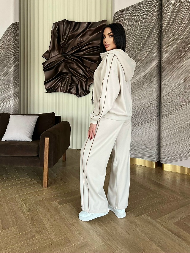 Спортивный костюм 23134567