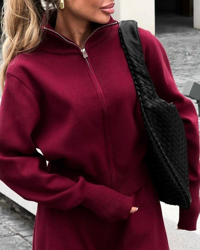 Костюм 23136637