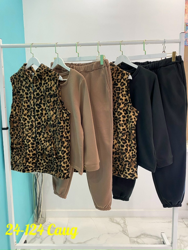 Спортивный костюм 23137115