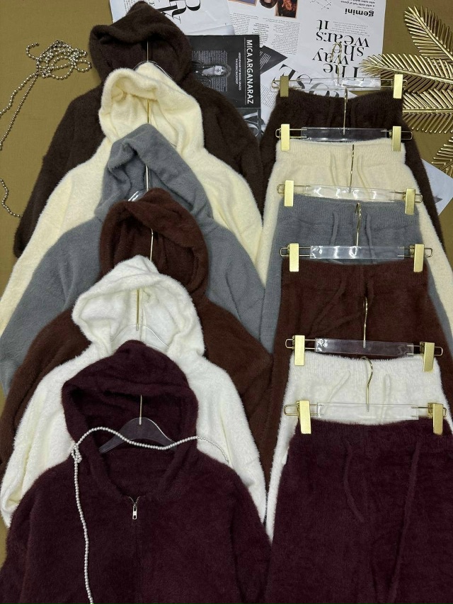 Костюм 23136794