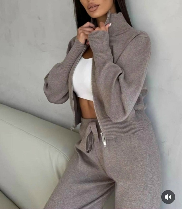 Костюм 23136637