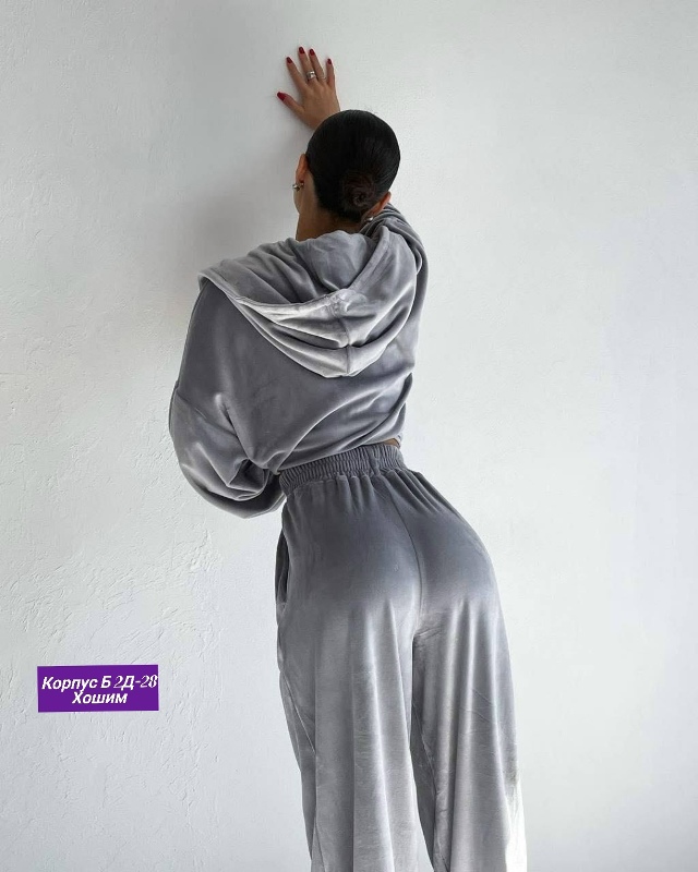 Спортивный костюм 23136430